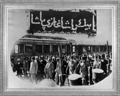 1922