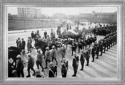 1938