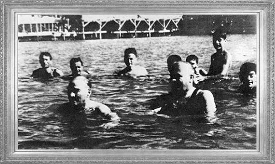 1937