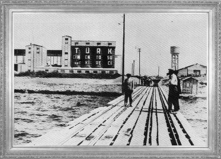 1932