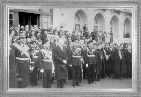 1938