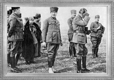1923